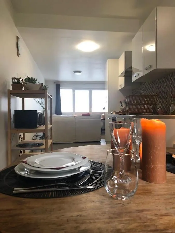 L'Escapade Urbaine - Montignies-Sur-Sambre Apartment Charleroi
