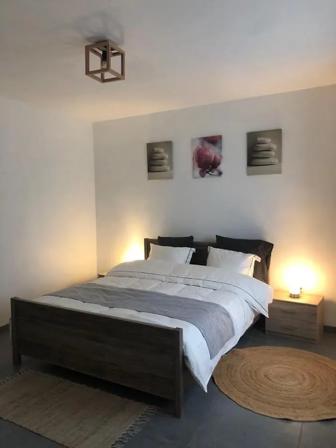 L'Escapade Urbaine - Montignies-Sur-Sambre Apartment Charleroi 0*,